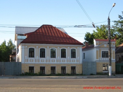   	  Городская усадьба. Улица Советская, д.57-57а